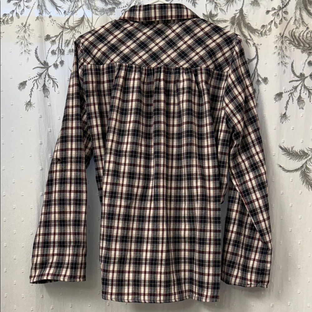 ANDREE BY UNIT Plaid Button-Down Shirt with Tie Front - Picture 7 of 7